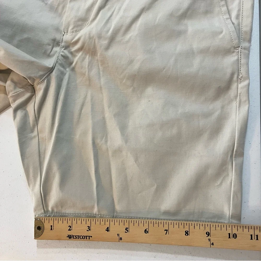 Ben Sherman Mens Regular Fit Stretch 8” Flat Chino Shorts Size 32W Beige Classic - Picture 8 of 13